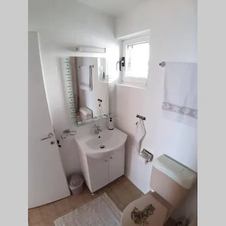Apartman Jurcevic Seget Vranjica Exterior photo