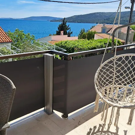 Apartman Jurcevic Seget Vranjica Exterior photo